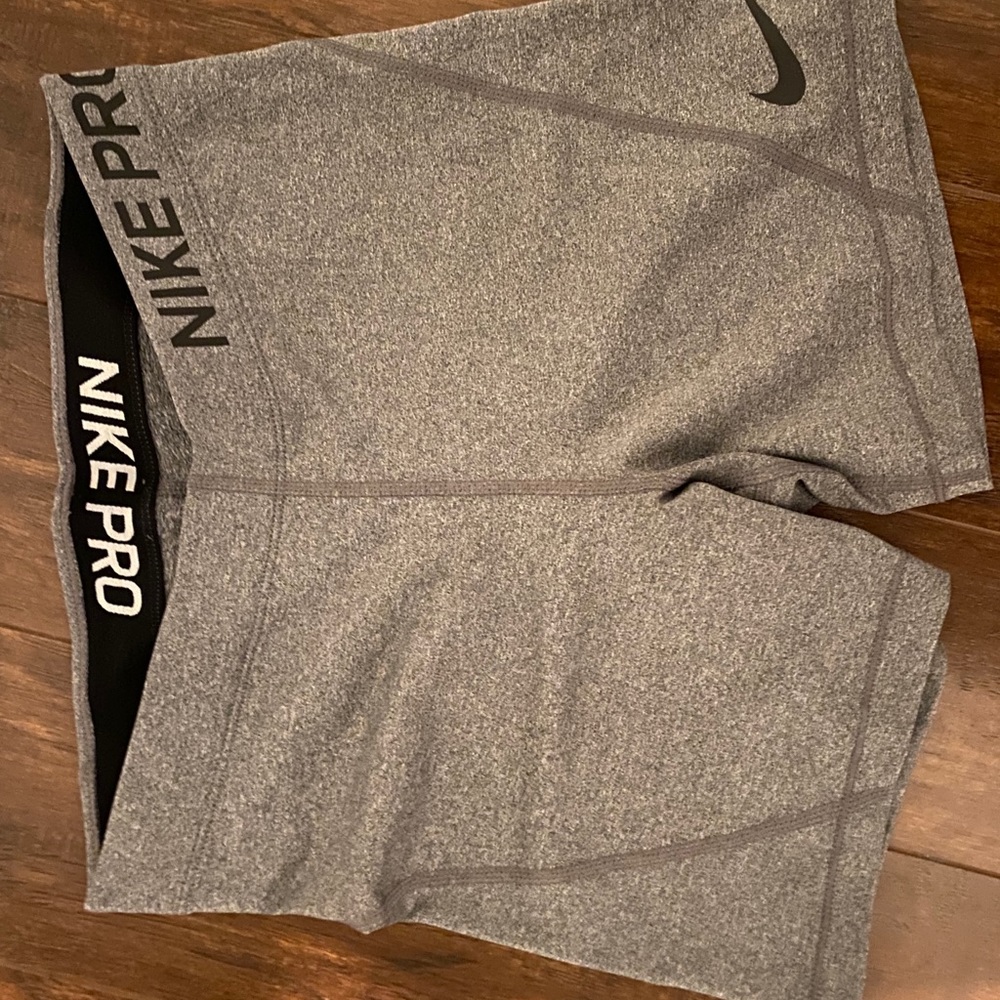 Nike 5” shorts